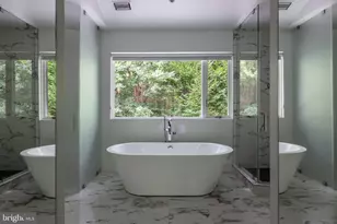 6016 Chesterbrook Rd, McLean, VA 22101 - Photo 37