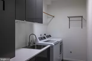 6016 Chesterbrook Rd, McLean, VA 22101 - Photo 21