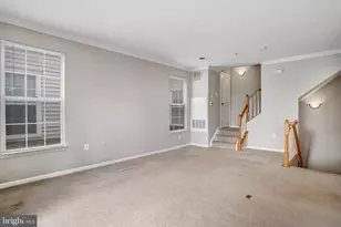 2426 Coopers Branch Ct, Herndon, VA 20171 - Photo 7