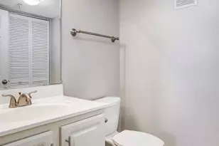 2426 Coopers Branch Ct, Herndon, VA 20171 - Photo 15