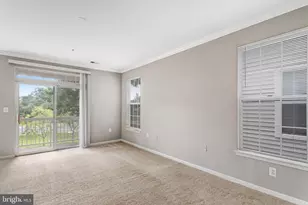 2426 Coopers Branch Ct, Herndon, VA 20171 - Photo 7