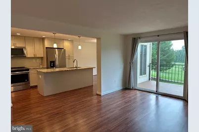 1823 N Shore Court, Reston, VA 20190 - Photo 3