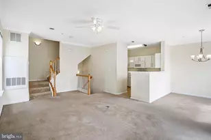 2433 Coopers Branch Ct, Herndon, VA 20171 - Photo 7