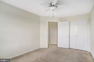 2433 Coopers Branch Ct, Herndon, VA 20171 - Photo 23
