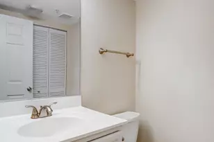 2433 Coopers Branch Ct, Herndon, VA 20171 - Photo 17