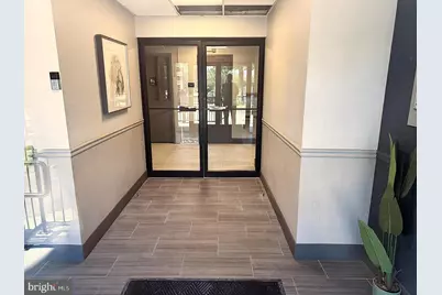 1307 Dolley Madison Boulevard #3-B, McLean, VA 22101 - Photo 7