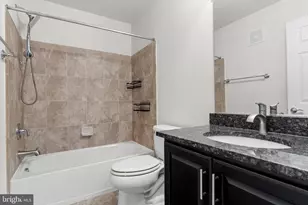3073 Rittenhouse Cir, Fairfax, VA 22031 - Photo 7