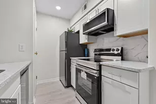 5757 Rexford Ct, Springfield, VA 22152 - Photo 11