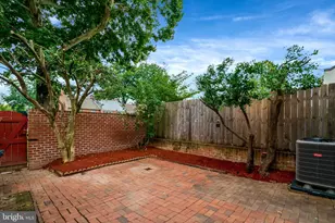8315 Forrester Blvd, Springfield, VA 22152 - Photo 31