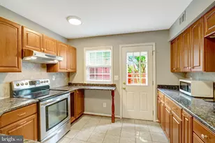 8315 Forrester Blvd, Springfield, VA 22152 - Photo 11