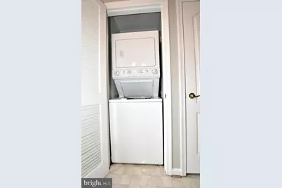 5612 Willoughby Newton Drive #37, Centreville, VA 20120 - Photo 13