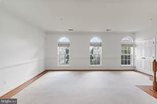5675 Harrington Falls Ln, Alexandria, VA 22312 - Photo 5