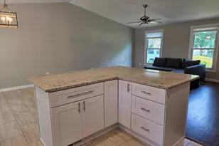 12920 Framingham Ct, Herndon, VA 20171 - Photo 5