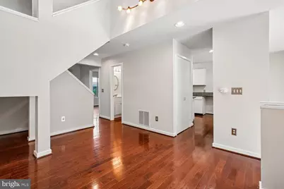 [Address not provided], Reston, VA 20191 - Photo 9