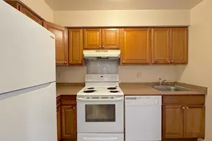 9773 Hagel Cir, Lorton, VA 22079 - Photo 9