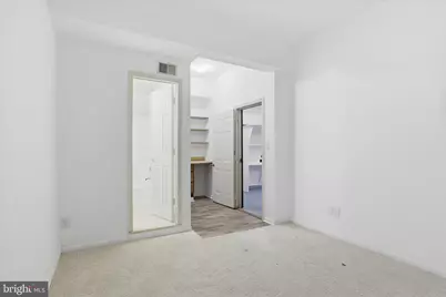 7594 Woodstown Drive, Springfield, VA 22153 - Photo 19