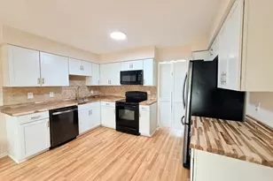 7594 Woodstown Dr, Springfield, VA 22153 - Photo 15