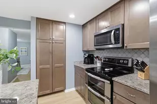 11757 Arbor Glen Way, Reston, VA 20194 - Photo 15
