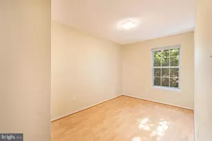 7717 Inversham Dr, Falls Church, VA 22042 - Photo 23
