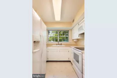 7717 Inversham Drive #115, Falls Church, VA 22042 - Photo 9