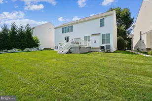 8955 Birch Bay Cir, Lorton, VA 22079 - Photo 23