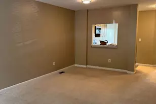1588 Leeds Castle Dr, Vienna, VA 22182 - Photo 3