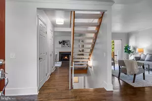 1518 Farsta Ct, Reston, VA 20190 - Photo 3