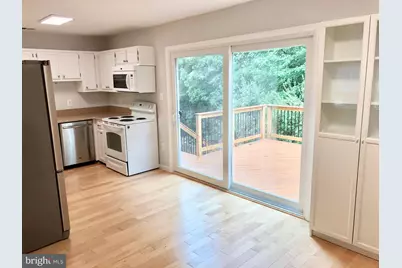 6062 Hollow Hill Lane, Springfield, VA 22152 - Photo 9