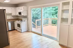 6062 Hollow Hill Ln, Springfield, VA 22152 - Photo 9