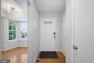 13945 Big Yankee Ln, Centreville, VA 20121 - Photo 3