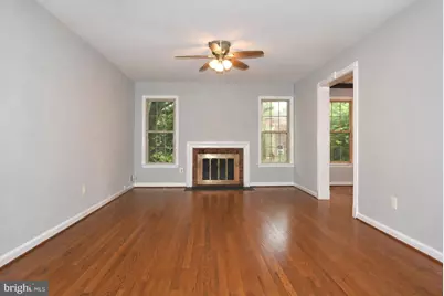 6611 Rosecroft Place, Falls Church, VA 22043 - Photo 3