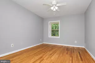 6611 Rosecroft Pl, Falls Church, VA 22043 - Photo 25