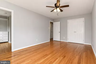 6611 Rosecroft Place, Falls Church, VA 22043 - Photo 23