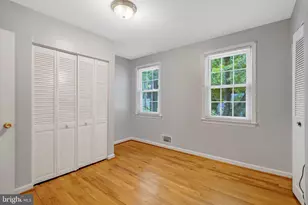 8916 Braeburn Dr, Annandale, VA 22003 - Photo 23