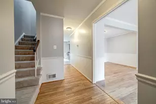 5465 Cheshire Meadows Way, Fairfax, VA 22032 - Photo 3