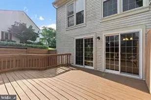 3860 Waythorn Pl, Fairfax, VA 22033 - Photo 5