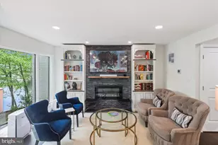1626 Waters Edge Ln, Reston, VA 20190 - Photo 11