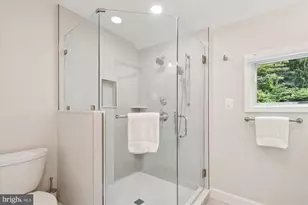 1626 Waters Edge Ln, Reston, VA 20190 - Photo 43