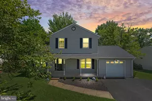 1465 Kingstream Dr, Herndon, VA 20170 - Photo 3