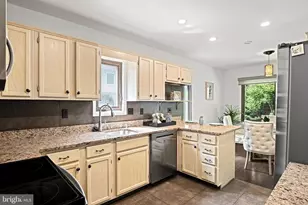9006 Home Guard Dr, Burke, VA 22015 - Photo 23