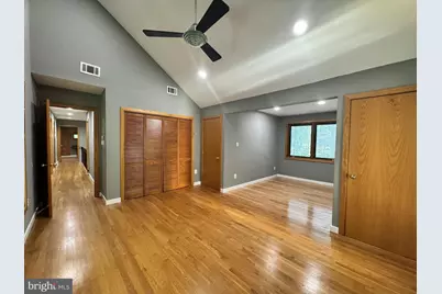 10227 Lawyers Road, Vienna, VA 22181 - Photo 33