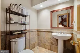 10227 Lawyers Rd, Vienna, VA 22181 - Photo 21