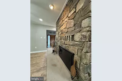 10227 Lawyers Road, Vienna, VA 22181 - Photo 25