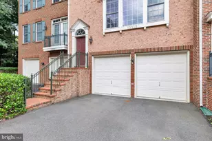 12213 Silver Cypress Terrace, Fairfax, VA 22030 - Photo 3