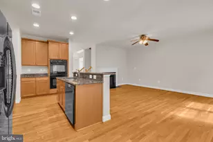 12213 Silver Cypress Terrace, Fairfax, VA 22030 - Photo 11