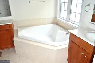 12213 Silver Cypress Terrace, Fairfax, VA 22030 - Photo 15