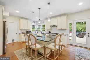 7315 Scarlet Oak Ct, Fairfax Station, VA 22039 - Photo 19