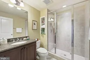 6734 Darrells Grant Pl, Falls Church, VA 22043 - Photo 29