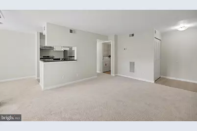 1727 Ascot Way #1727G, Reston, VA 20190 - Photo 3