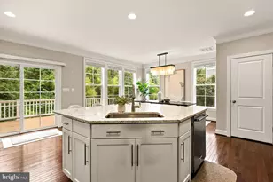6203 Champion Oak Ct, Falls Church, VA 22044 - Photo 11